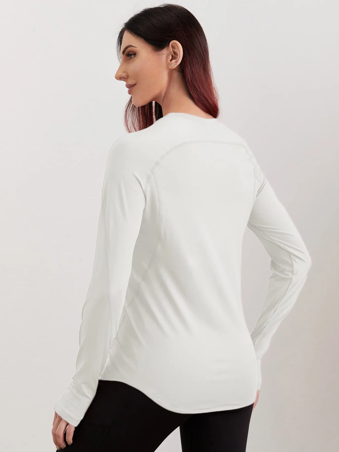Breathable Active Tee With Thumb Holes ss22