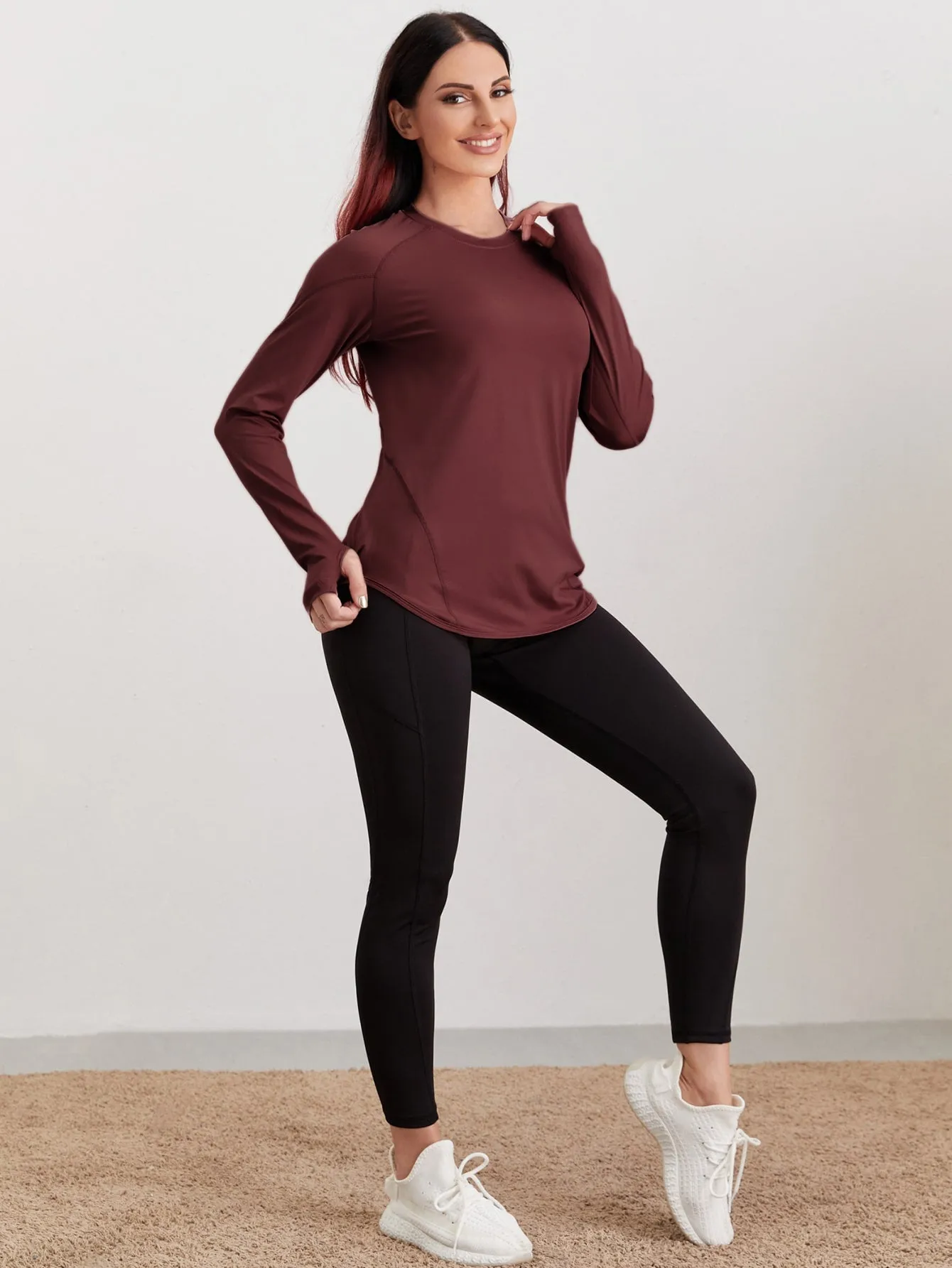 Breathable Active Tee With Thumb Holes ss22