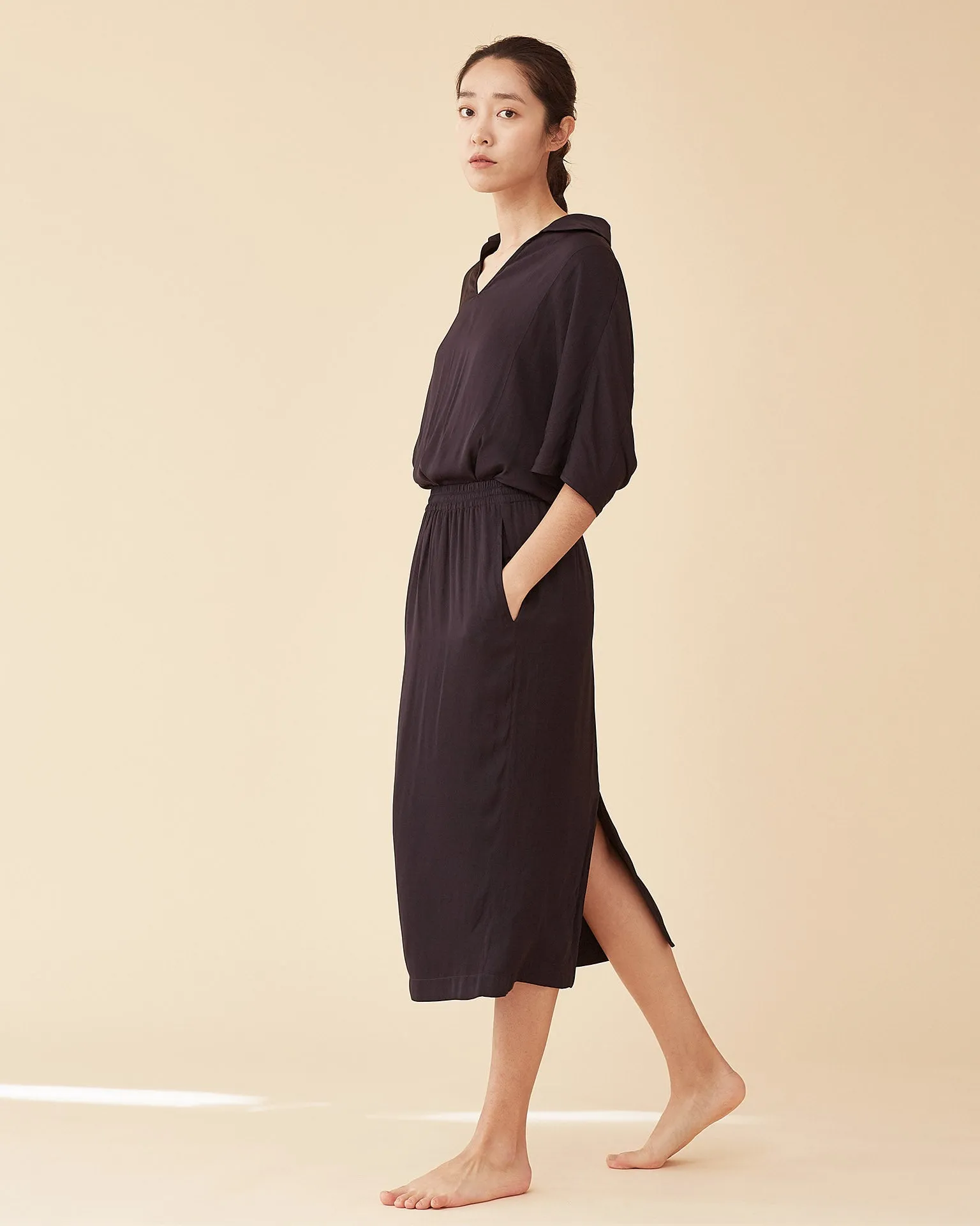Classic Spread Collar Top / Navy