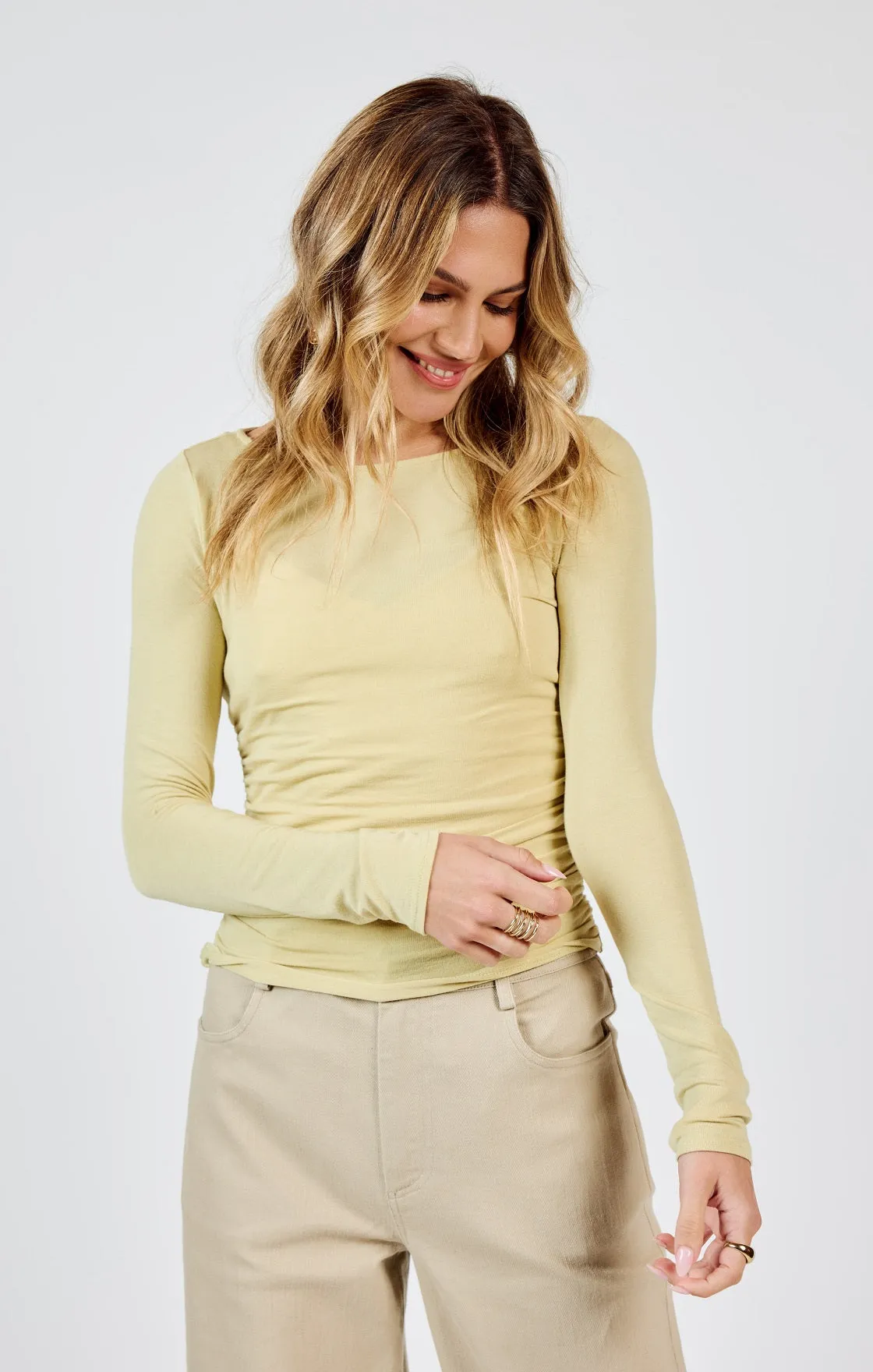 Dua Boat Neck Side Ruched Top
