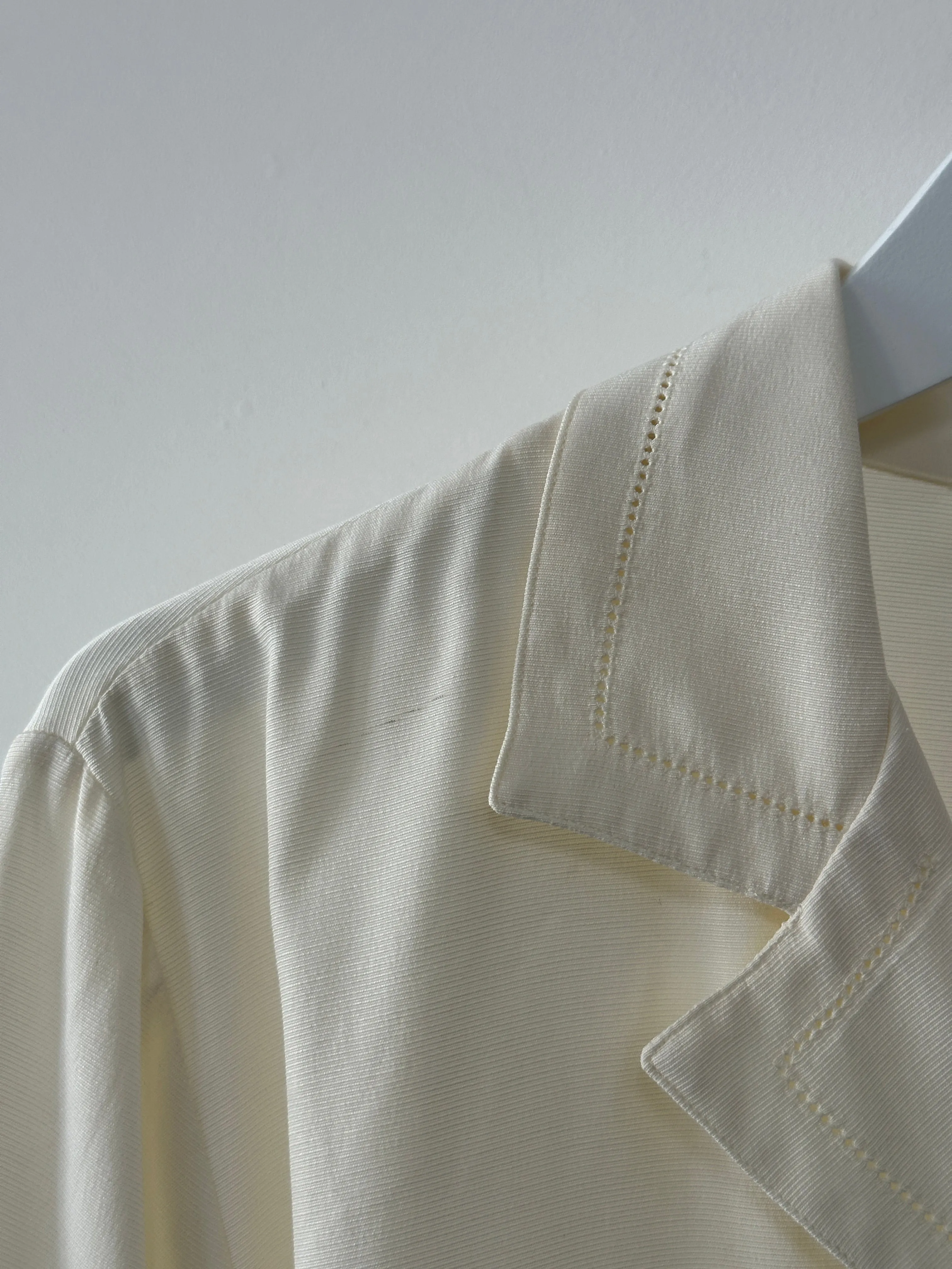 Italian Vintage Open Collar Fitted Blouse - M