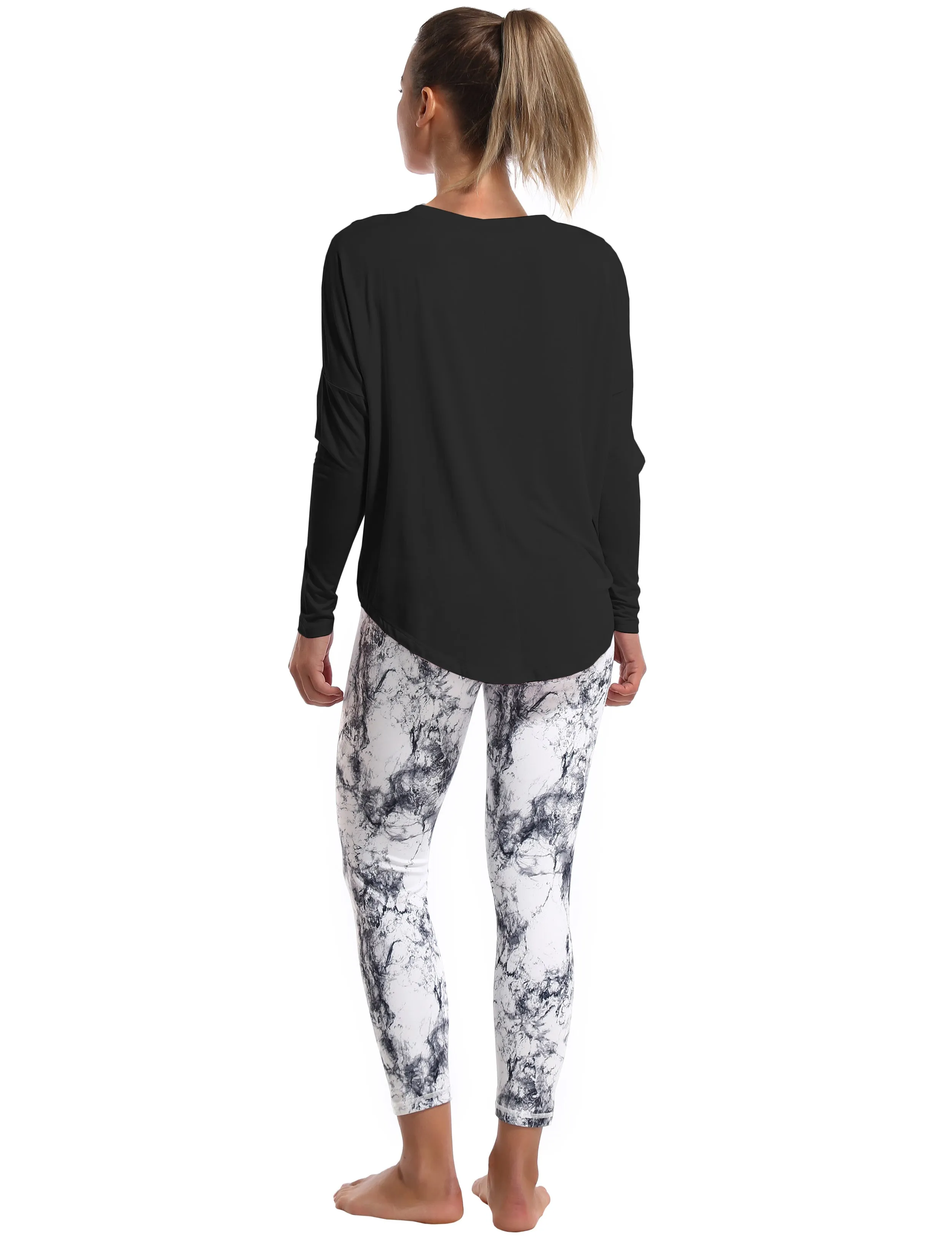 Pilates Batwing Tunic Tops black_Pilates