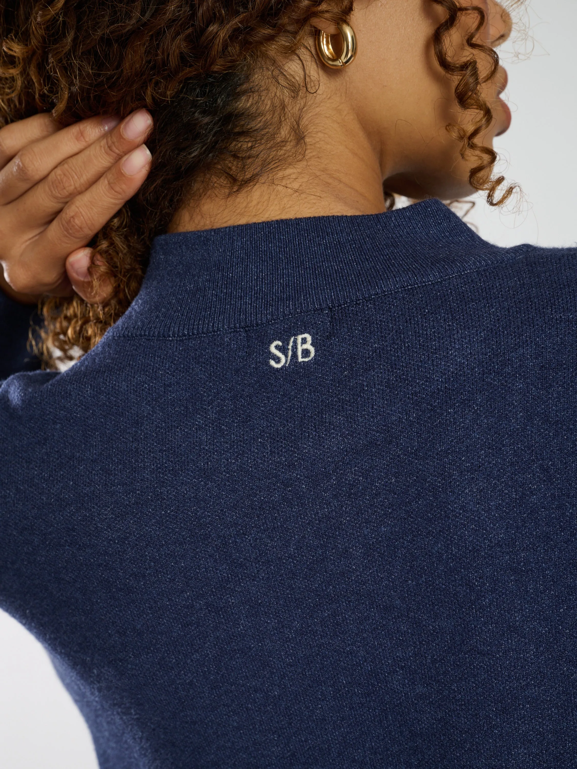 The 'Content' knitted crew neck sweater in Navy