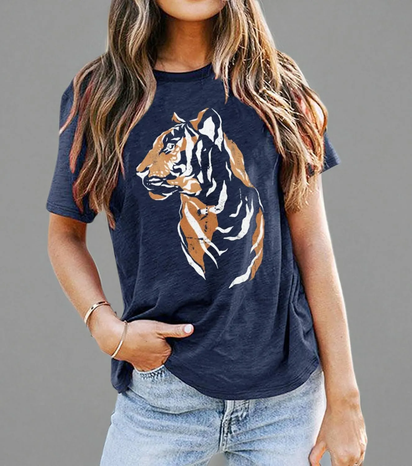 Tiger Shirt for Women Vintage Animal Graphic Tees Casual Short Sleeve Crewneck T-Shirt Summer Loose Fit Tops
